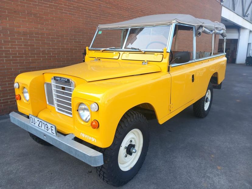 LAND ROVER SANTANA