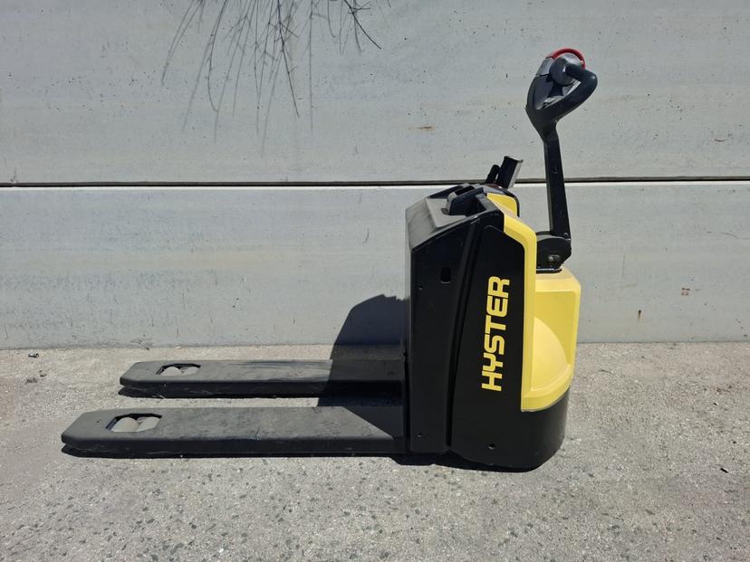 Transpaleta eléctrica 1600Kg Hyster P1.6