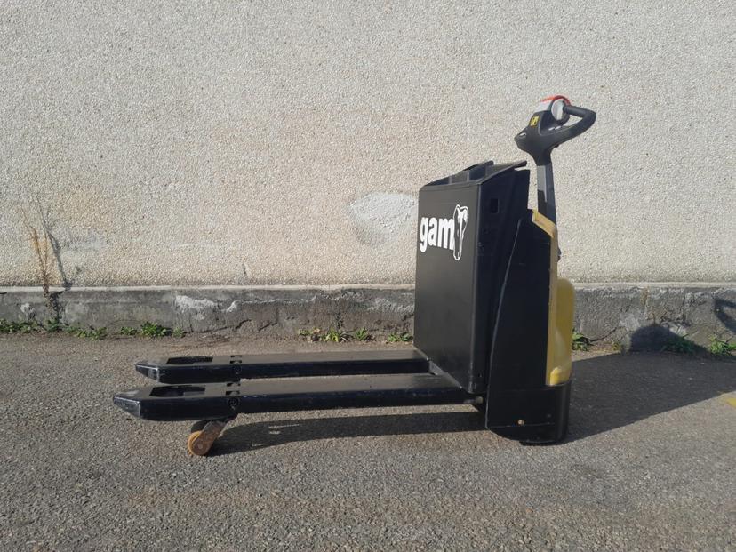 Transpaleta eléctrica 1800Kg HYSTER P1.8