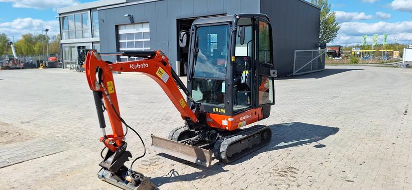 Kubota KX 016-4 G Miniexcavadora 2024 | Cabina Calefactada | Como Nueva